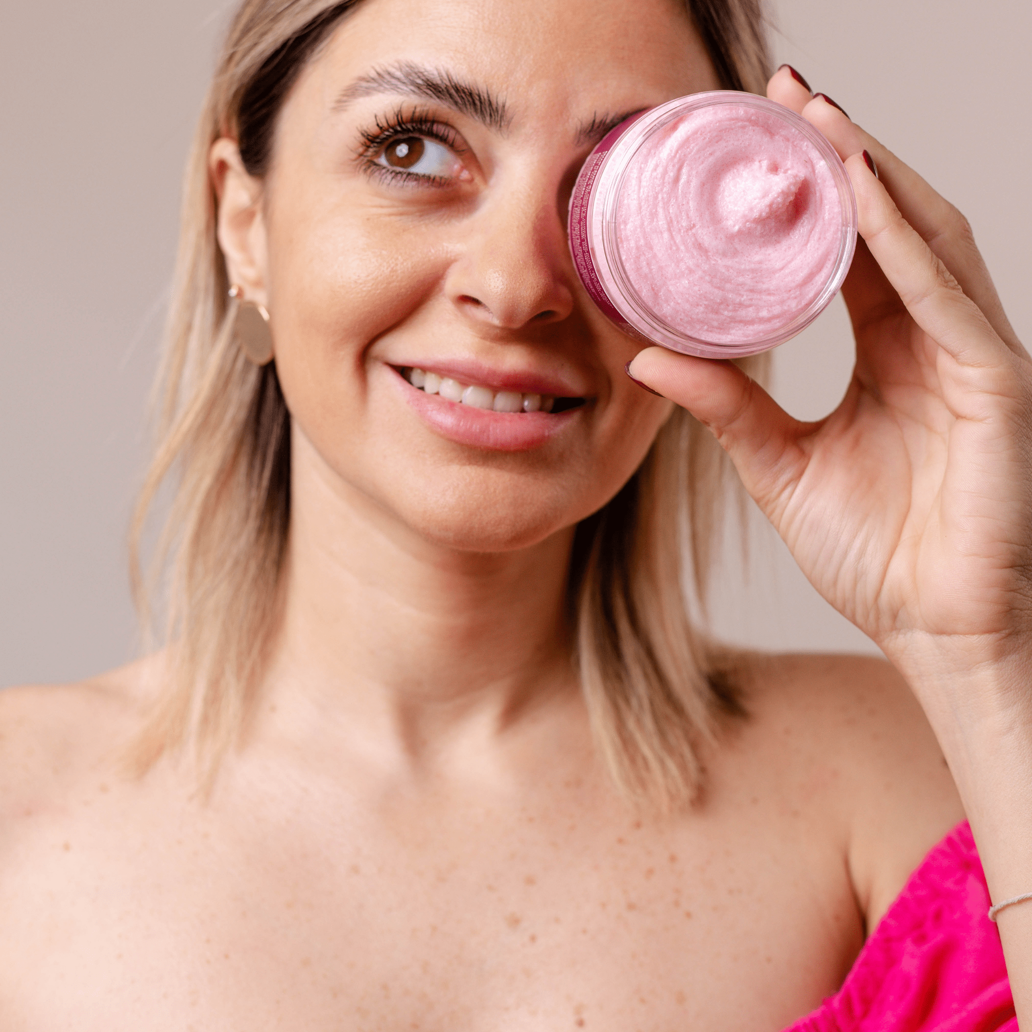 Foaming Body Scrub 200g - Essentials by Jay